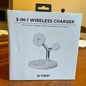 Qi 3-in-1 Wireless Charger - White